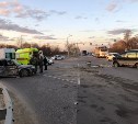 В ДТП на перекрестке в Южно-Сахалинске госпитализировали трех человек
