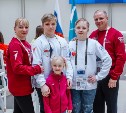 Валерий Лимаренко наградил представителей "Движения первых" на Сахалине 